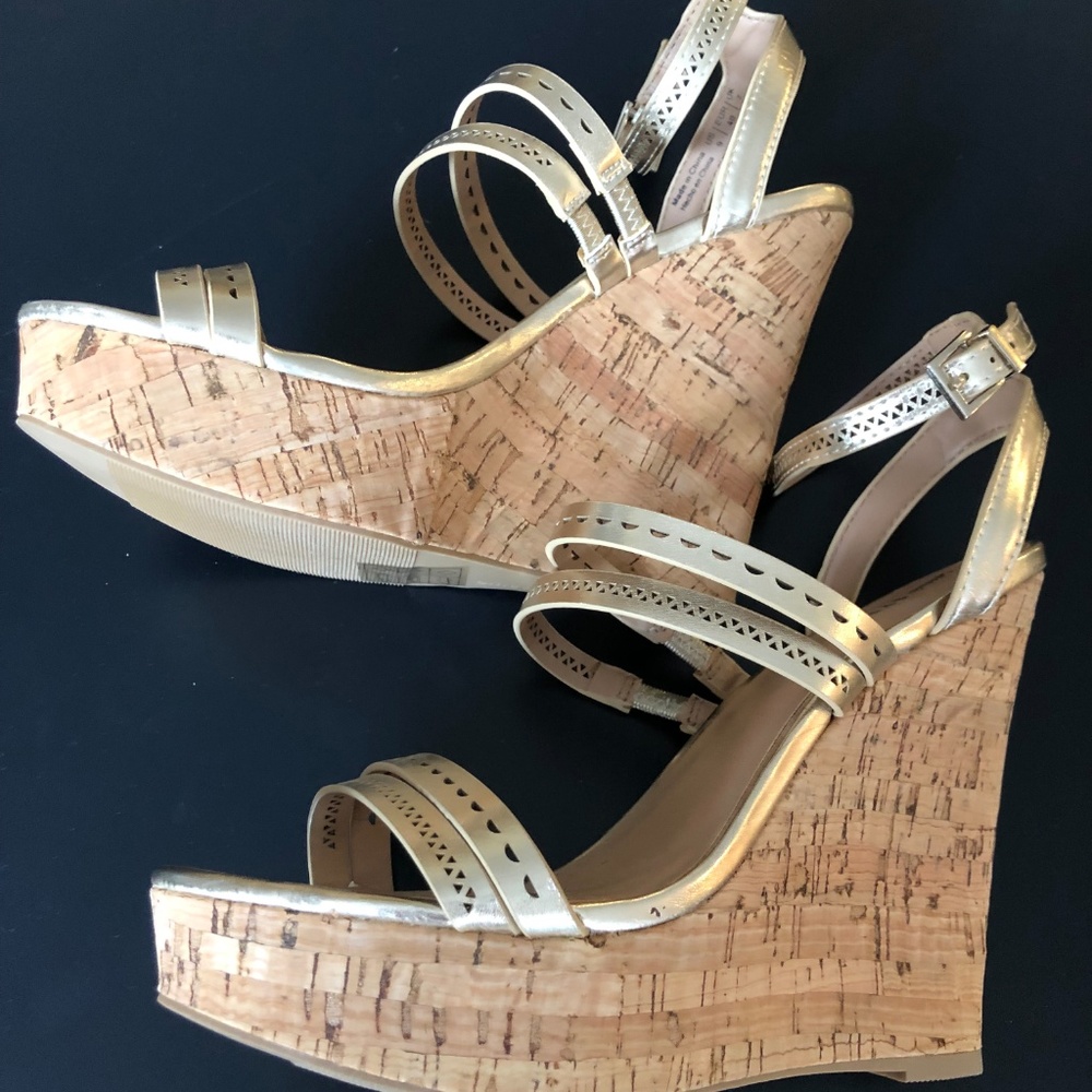 Call It Spring Shoes - Picture 5 of 8